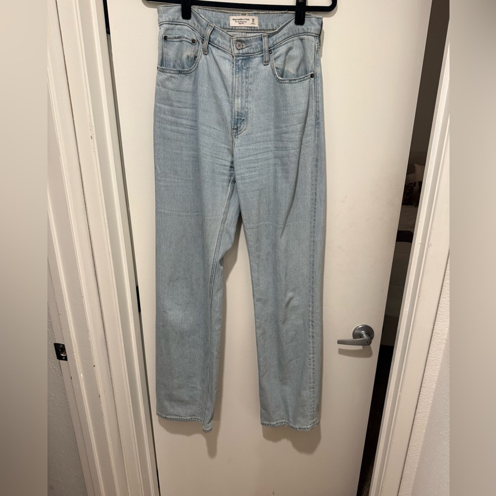 Abercrombie & Fitch Light Blue Women's Straight Leg Jeans